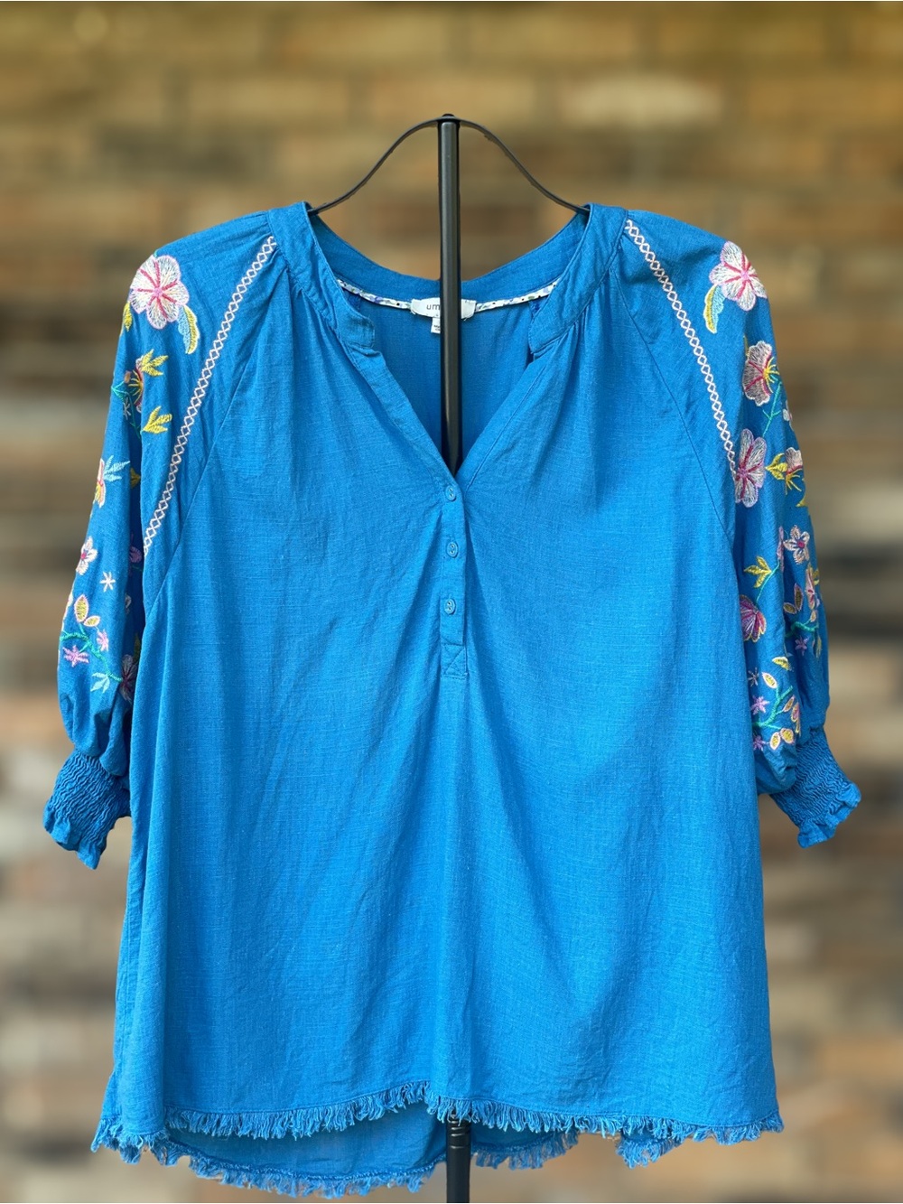 Umgee Large Blue Floral Embroidered Sleeve Boho Blouse Top